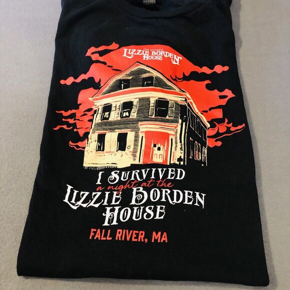 I Survived Lizzie Borden T-Shirt House Horror US Ghost Halloween Size 2XL UNISEX - Picture 3 of 13
